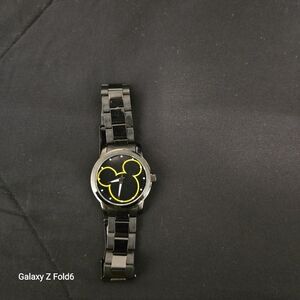 Disney Mickey Mouse Black Metal Link Watch Women’s Unisex Analog Collectible‎